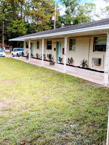 Conant Apartments / 7154 - 7166 Conant Avenue, Jacksonville, FL 32210: 7154-7166 Conant Ave, Jacksonville, FL, 32210